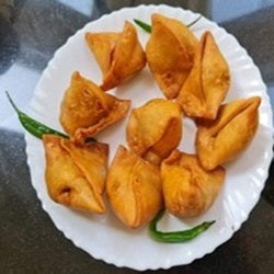 Punjabi Samosa (2 pieces)